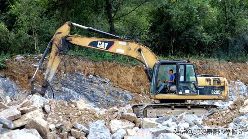 贵阳热浸塑涂塑钢管 修文：兴建人饮工程 解决饮水难题