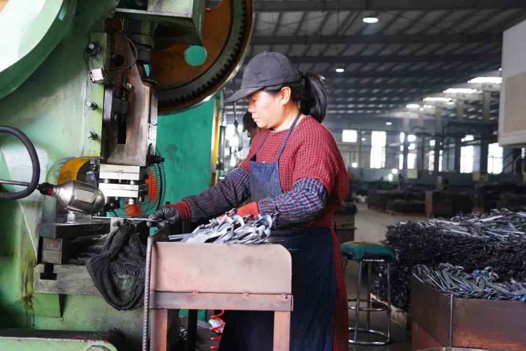 福建热浸塑涂塑钢管 独占全国九成市场！“柘”产业不简单→