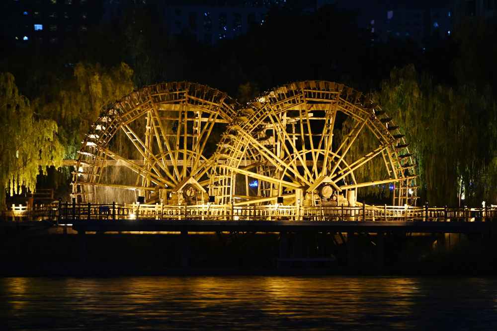 兰州：一座城与母亲河的故事