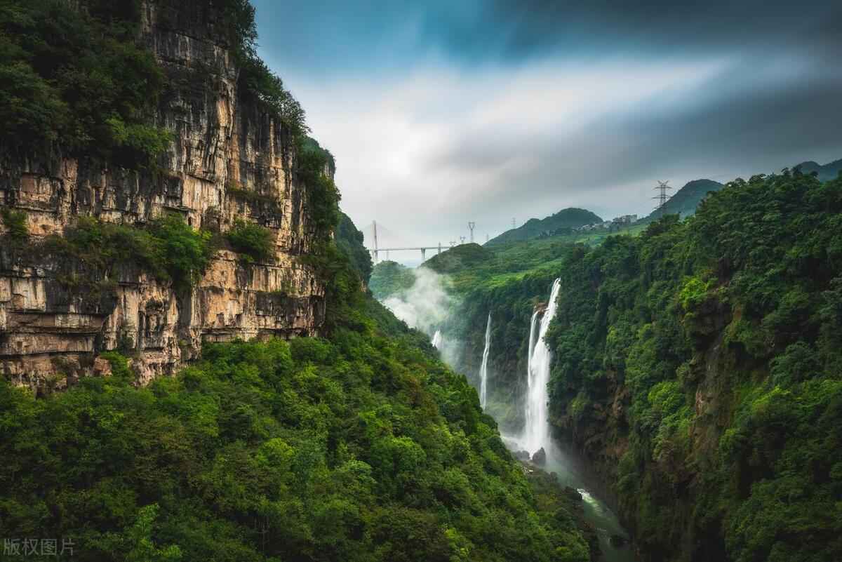 揭阳热浸塑涂塑钢管：奥仁格管道铸就汕昆高速公路的坚固脊梁