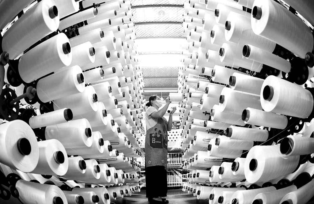 连云港热浸涂塑钢管：外贸包装行业旺季生产的关键支撑