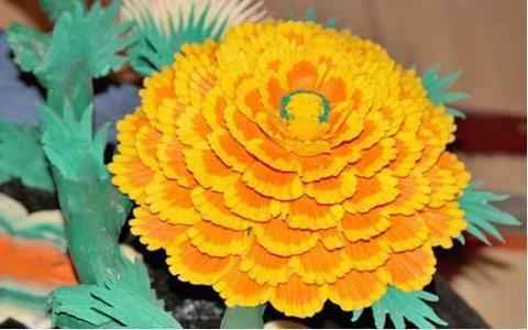 酥油花:冰点上的艺术奇迹 酥油花:冰点上的艺术奇迹