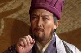 作为刘备的顾命大臣，李严为何被诸葛亮摘掉了“中都护”的军职