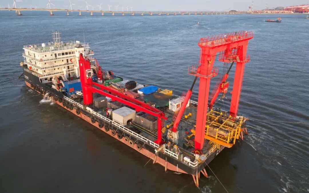 电力铺管一线故事丨601铺管船“焕新”维修记 电力铺管一线故事丨601铺管船“焕新”维修记