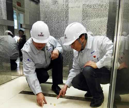 电力维管 “架炮”“排骨”“拆弹”……这些班组里的行话,能看懂的都是老师傅 电力维管 “架炮”“排骨”“拆弹”……这些班组里的行话,能看懂的都是老师傅