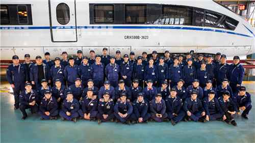 电力维管 “架炮”“排骨”“拆弹”……这些班组里的行话,能看懂的都是老师傅 电力维管 “架炮”“排骨”“拆弹”……这些班组里的行话,能看懂的都是老师傅