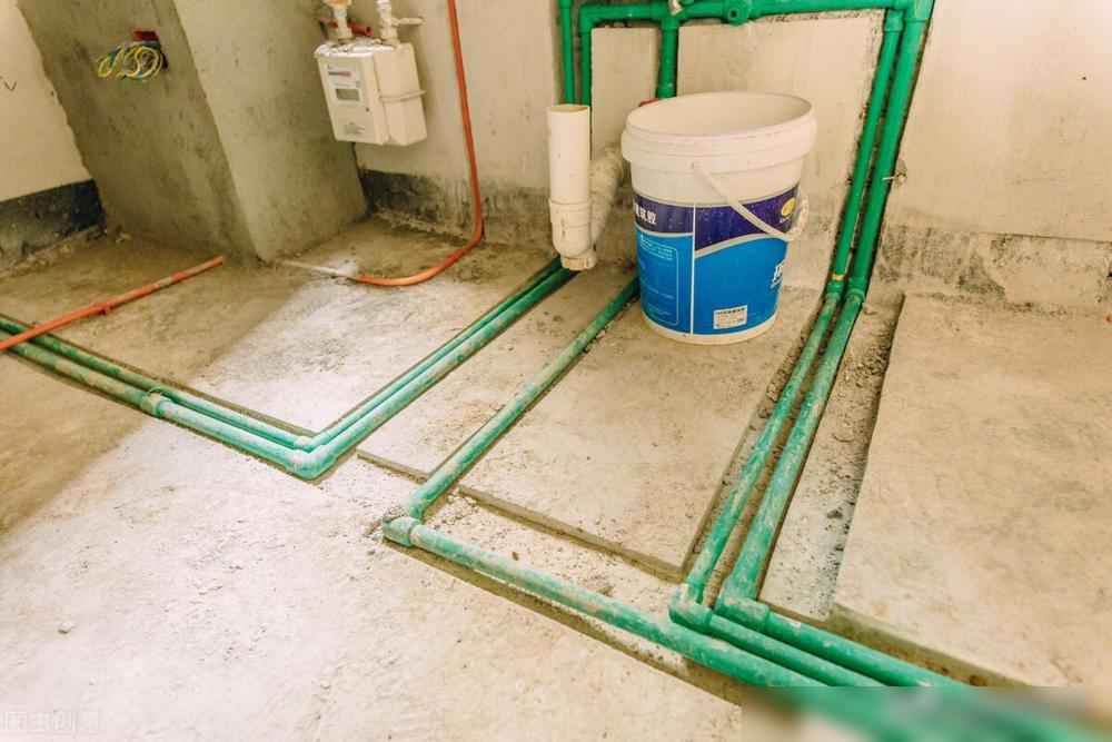 安装电力管家装改水电,电线管在水管下面,可以吗?有危险吗?怎么处理? 安装电力管家装改水电,电线管在水管下面,可以吗?有危险吗?怎么处理?