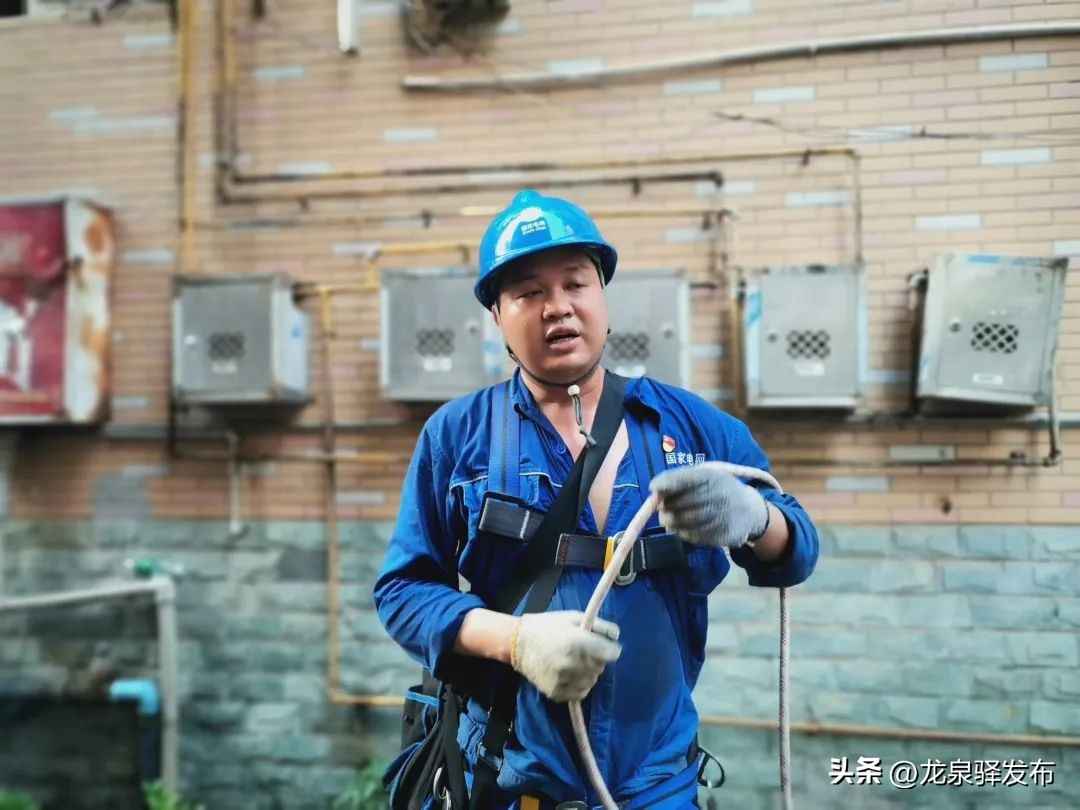 成都PVC电力管抢修纪实：高温下的电力保卫战