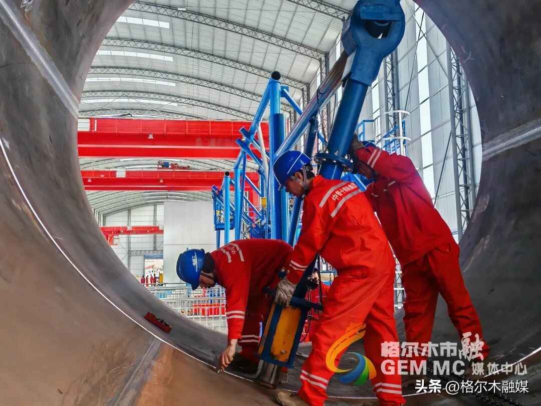 格尔木电力管新突破:南山口抽水蓄能电站压力钢管成功下线 格尔木电力管新突破:南山口抽水蓄能电站压力钢管成功下线