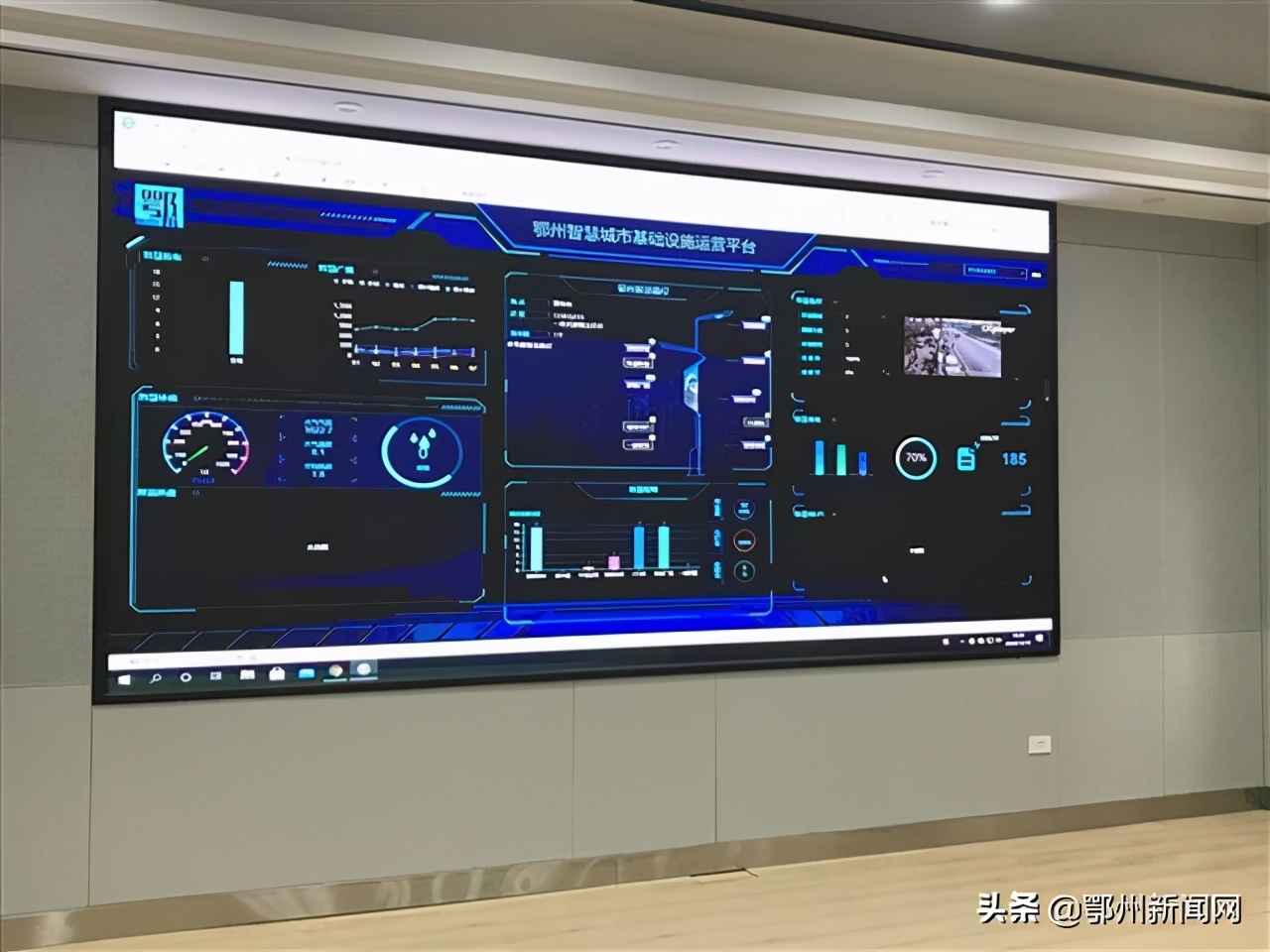 鄂州方形电力管:头顶5G基站,还可当充电桩!路灯杆与电力杆塔的“新基建”兼职 鄂州方形电力管:头顶5G基站,还可当充电桩!路灯杆与电力杆塔的“新基建”兼职