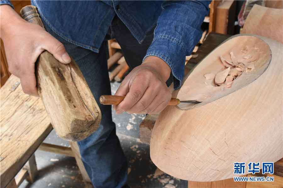 丽江方形电力管  云南非遗·丽江记忆（4）木雕｜啊东的丽江“雕刻”时光