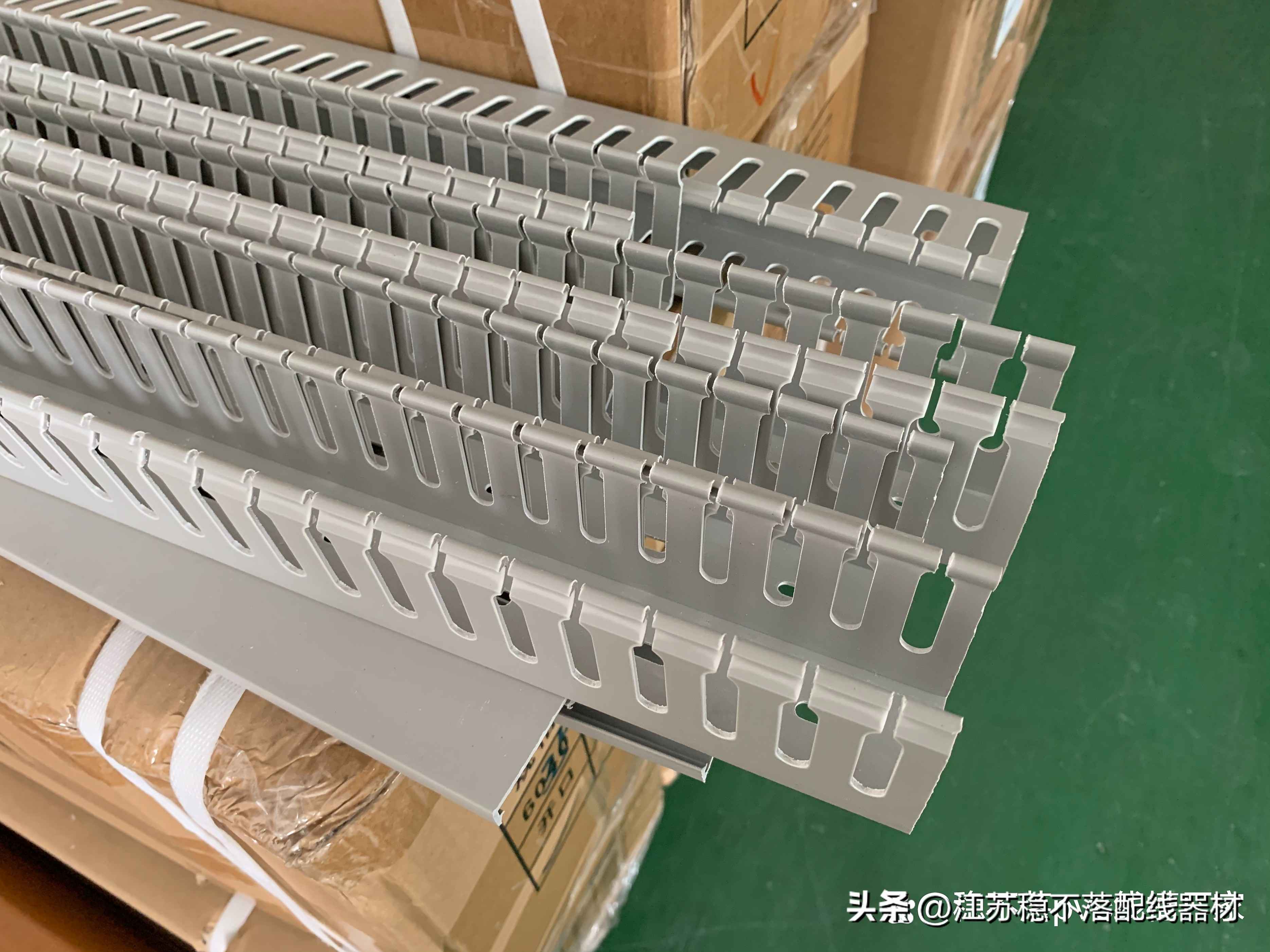 PVC电力管安装与PVC线槽安装全攻略：让配电柜布线既美观又安全