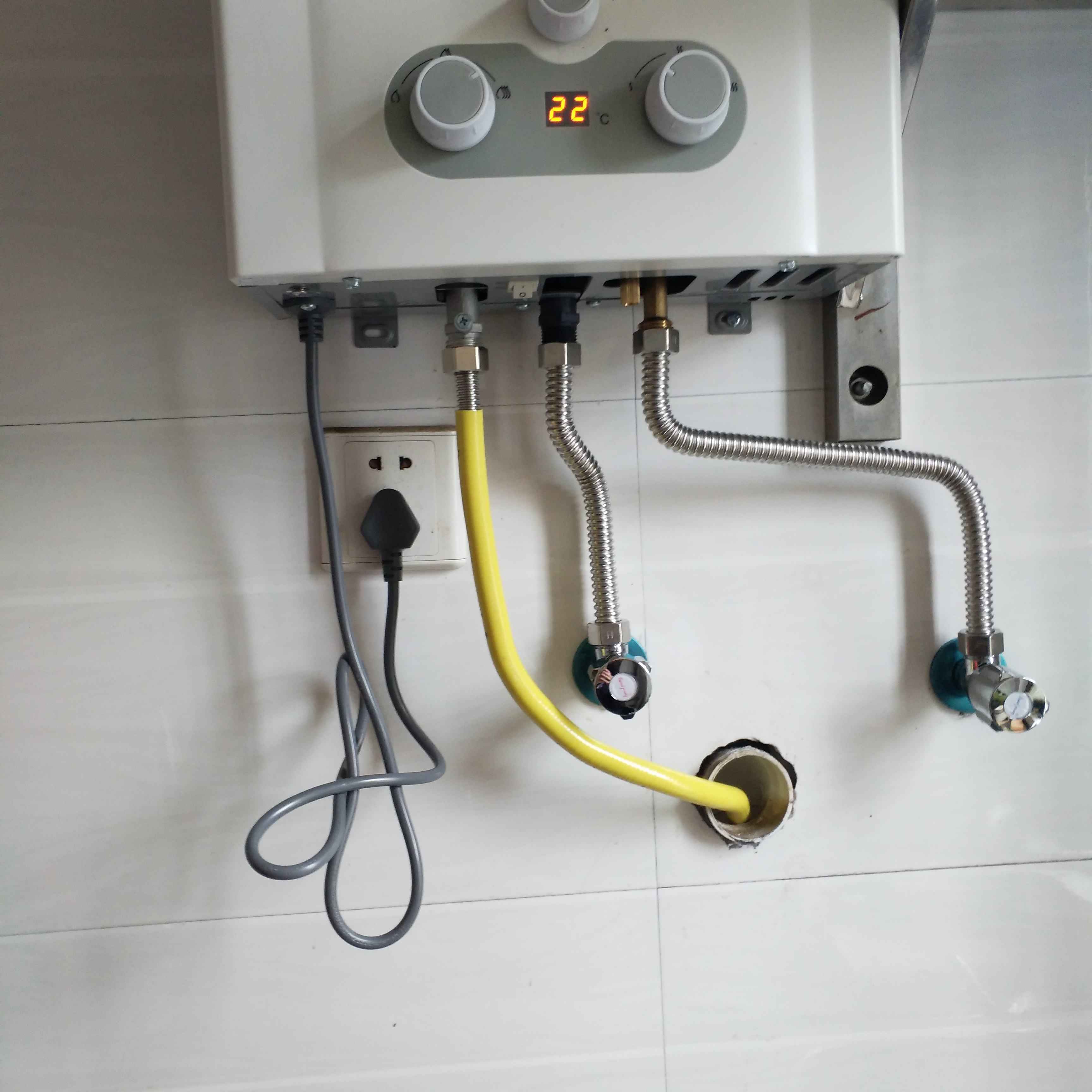 PVC电力管长度与预埋实战:3根管颠覆我家收纳体验 PVC电力管长度与预埋实战:3根管颠覆我家收纳体验