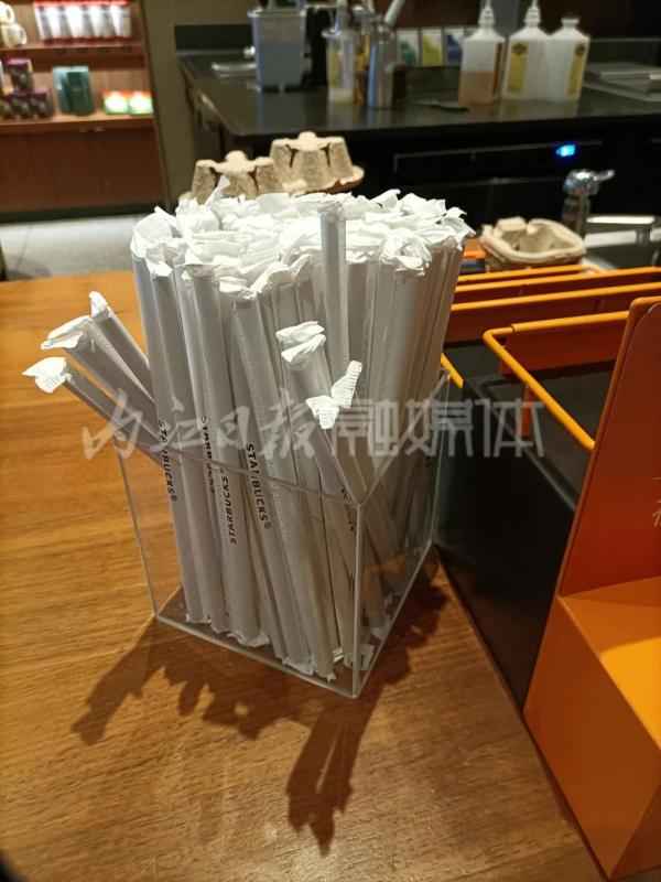 内江塑胶电力管型号 记者调查:餐饮行业禁用一次性塑料吸管,内江情况如何? 内江塑胶电力管型号 记者调查:餐饮行业禁用一次性塑料吸管,内江情况如何?