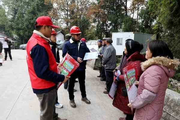 广安区供电所:贴心安全用电服务温暖偏远乡村空巢老人 广安区供电所:贴心安全用电服务温暖偏远乡村空巢老人