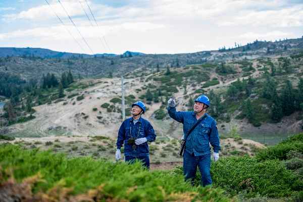 倍感振奋 倍受鼓舞 奋勇向前——党的二十大开幕会在国网新疆电力引起热烈反响(一) 倍感振奋 倍受鼓舞 奋勇向前——党的二十大开幕会在国网新疆电力引起热烈反响(一)